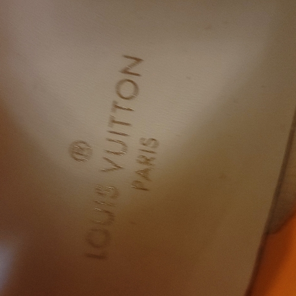 Louis Vuitton shoes size 9.5 - Picture 5 of 7
